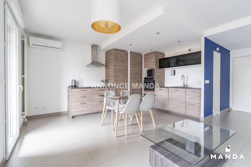 Appartement - 64 m² - 3 pièces