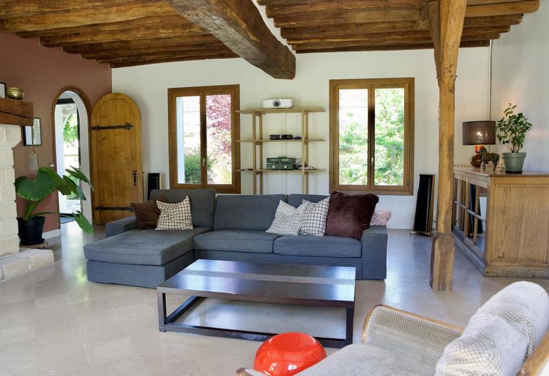 Maison - 265 m² - 7 pièces