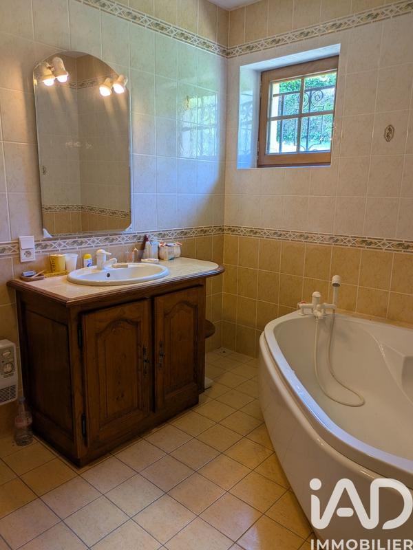 Maison - 175 m² - 6 pièces