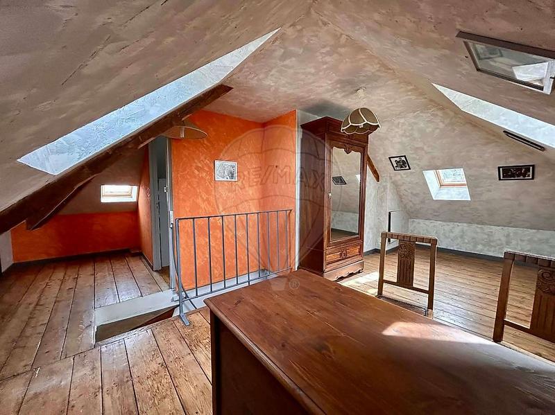 Maison - 126 m² - 7 pièces