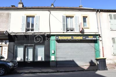 Immeuble - 240 m² - 8 pièces