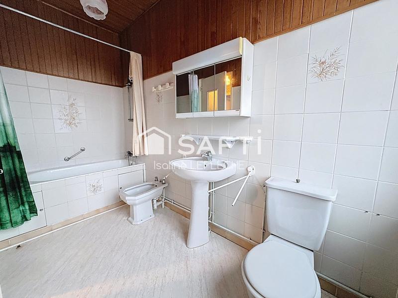 Maison - 92 m² - 6 pièces