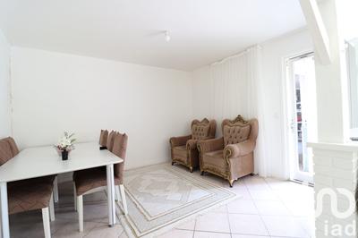 Maison - 92 m² - 6 pièces