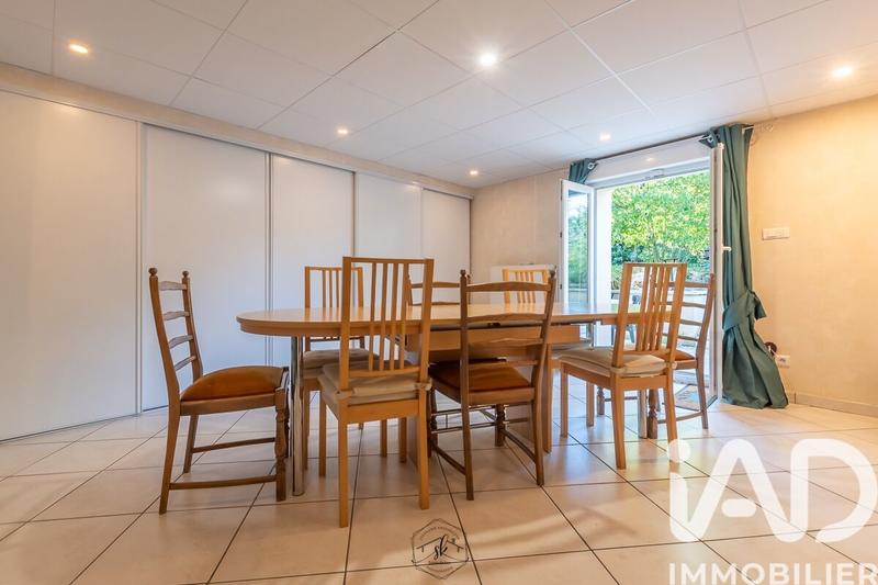 Maison de village - 208 m² - 7 pièces