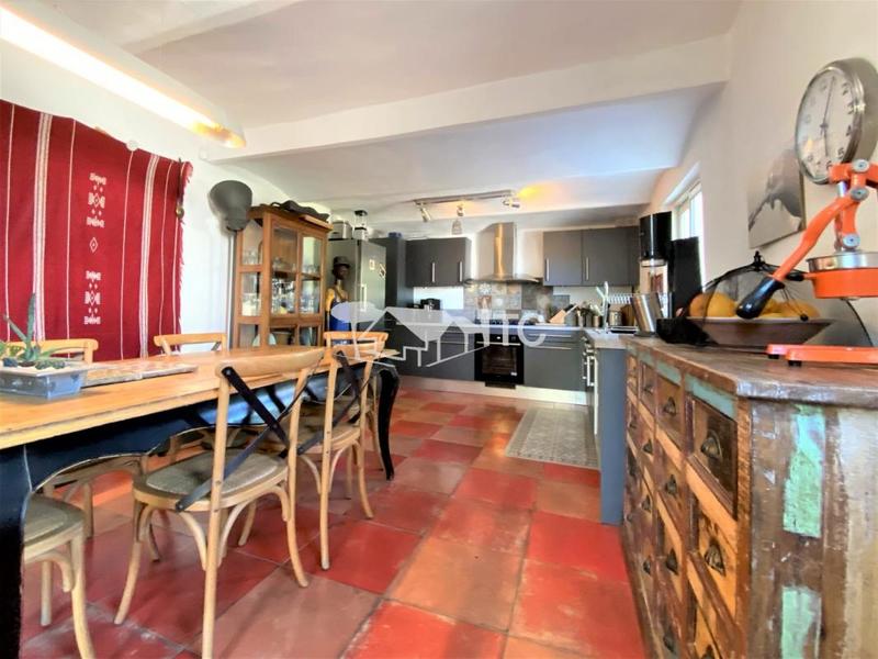 Maison en pierre - 175 m² - 6 pièces