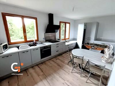Maison - 123 m² - 6 pièces