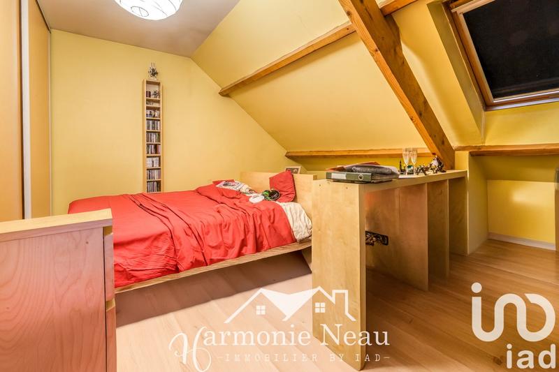 Maison - 179 m² - 9 pièces