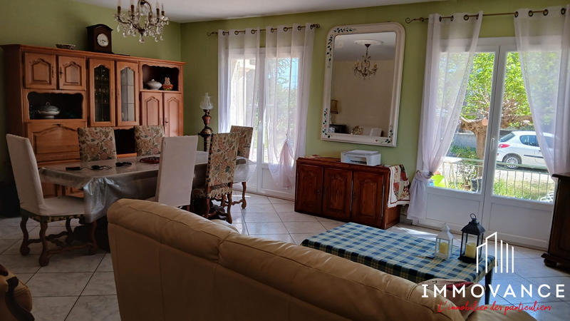 Villa - 161 m² - 8 pièces