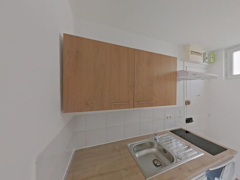 Studio - 15 m² - 1 pièce