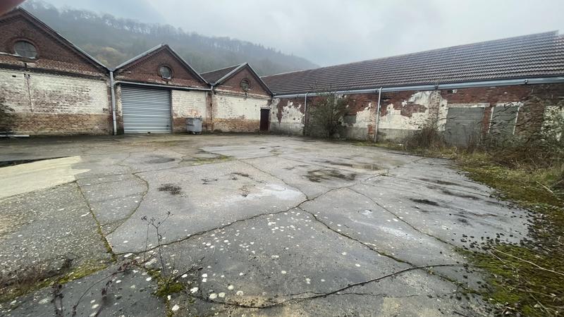 Local d'activités - 275 m²