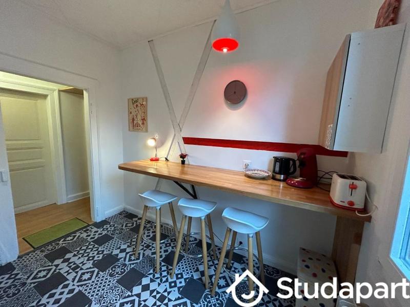 Chambre - 15 m² - 1 pièce