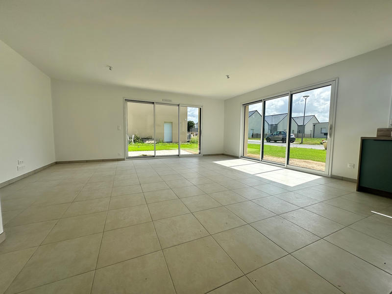 Maison - 90 m² - 4 pièces