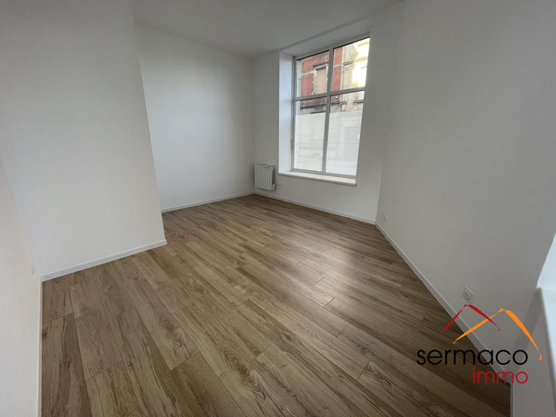 Appartement - 100 m² - 4 pièces