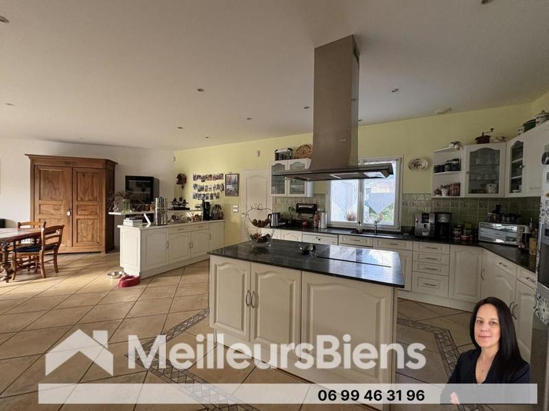 Maison - 160 m² - 5 pièces