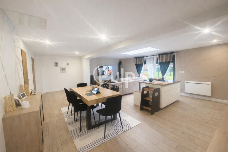 Maison - 83 m² - 4 pièces