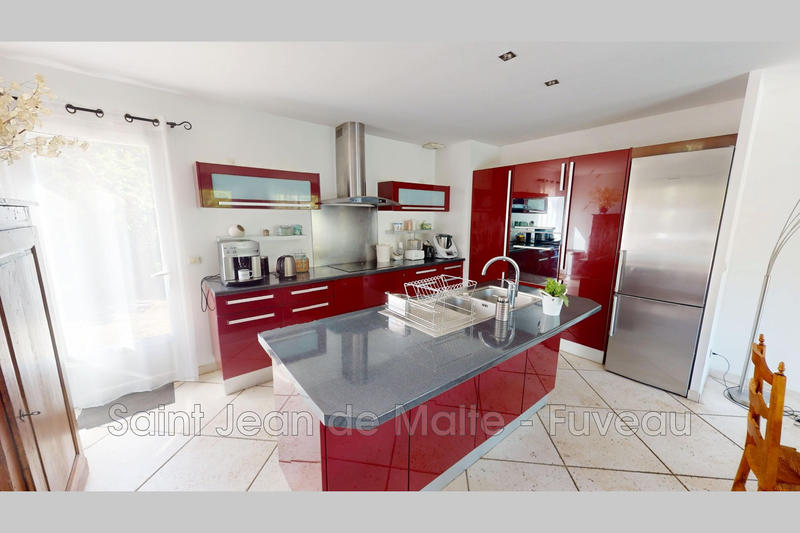 Villa - 160 m² - 6 pièces