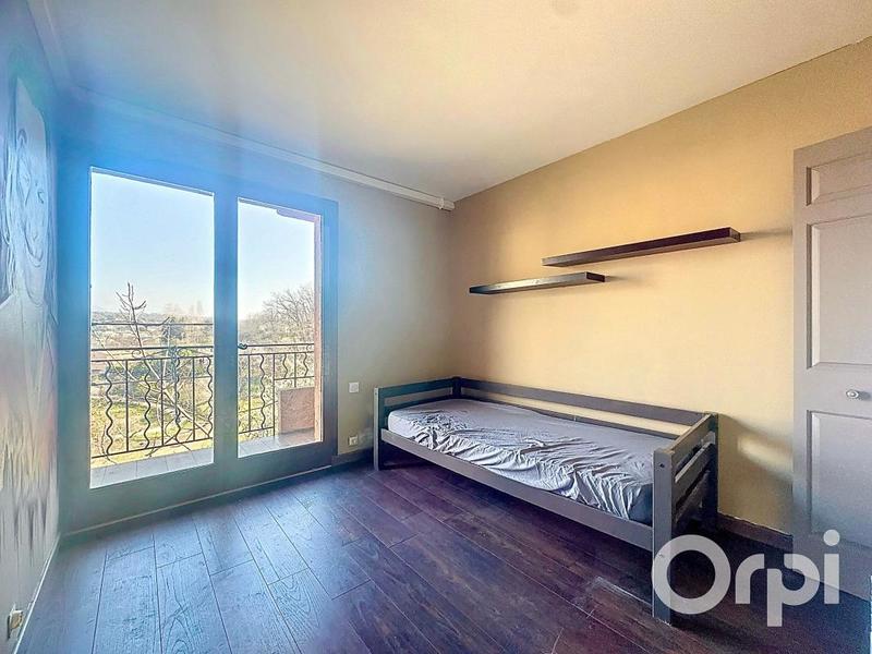 Appartement - 85 m² - 4 pièces