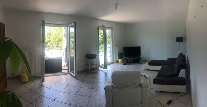 Maison traditionnelle - 180 m² - 7 pièces