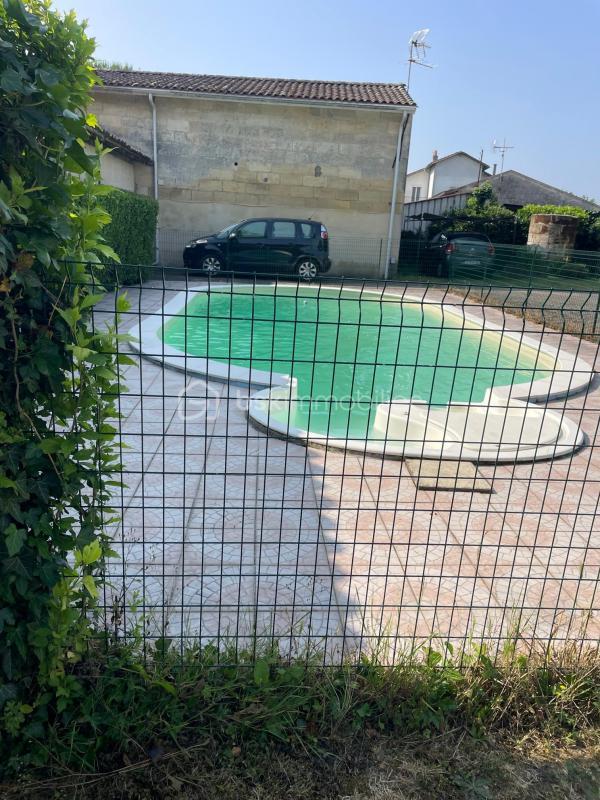 Maison - 121 m² - 6 pièces