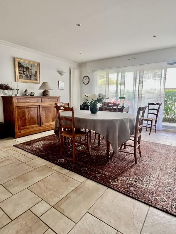 Appartement - 83 m² - 3 pièces