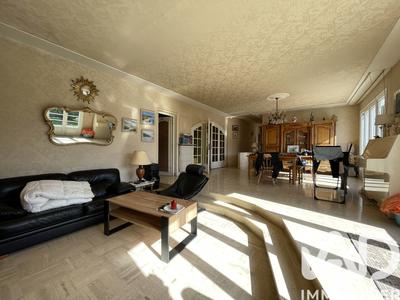 Maison - 238 m² - 8 pièces