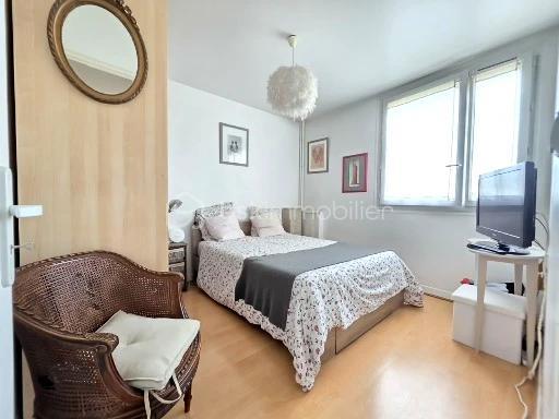 Appartement - 77 m² - 4 pièces