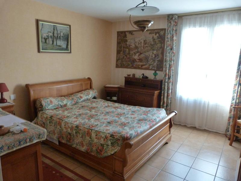 Maison - 180 m² - 7 pièces