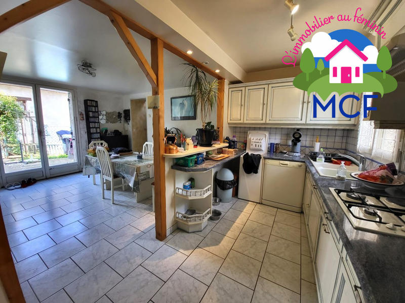 Maison ancienne - 216 m² - 8 pièces