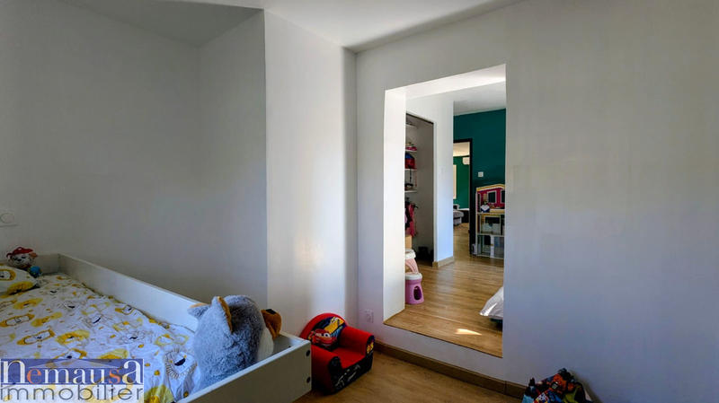 Maison - 99 m² - 4 pièces