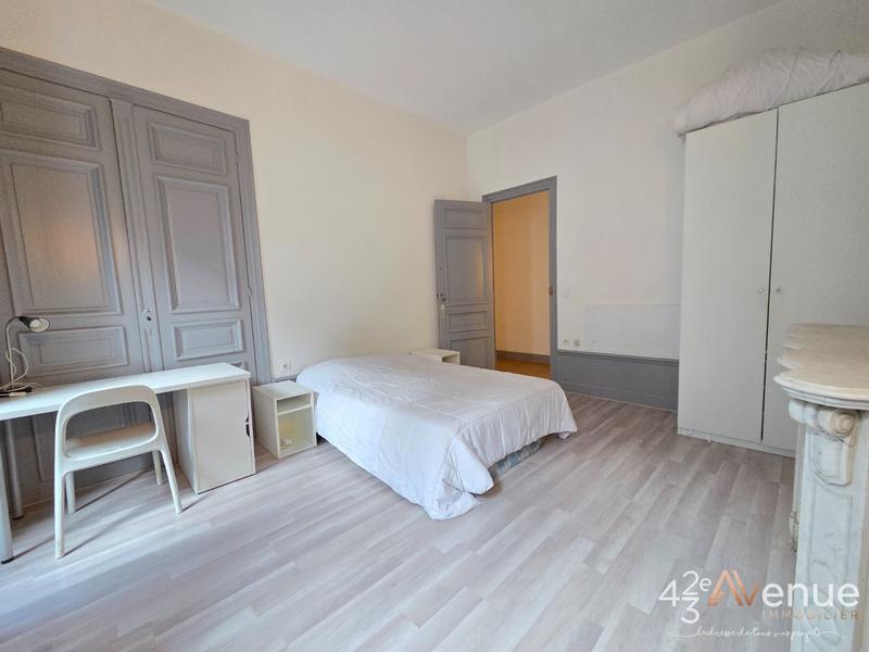 Appartement - 79 m² - 3 pièces