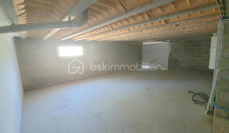 Villa - 100 m² - 5 pièces