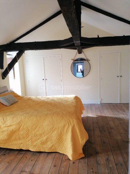 Maison en pierre - 144 m² - 6 pièces