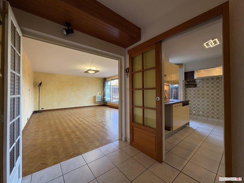 Appartement - 99 m² - 4 pièces