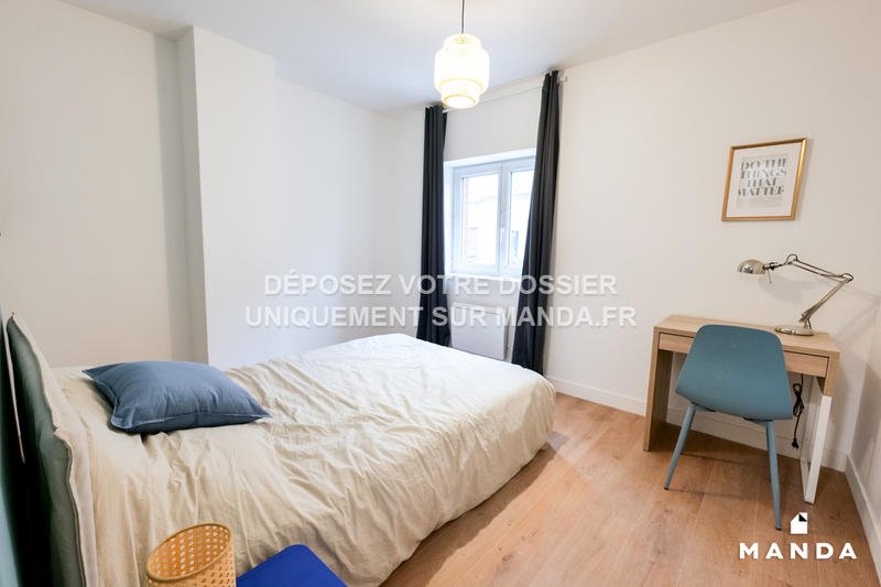Chambre - 11 m² - 5 pièces