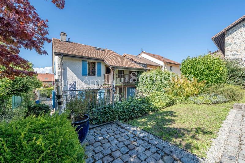 Maison - 110 m² - 6 pièces