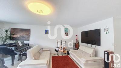 Maison - 101 m² - 5 pièces
