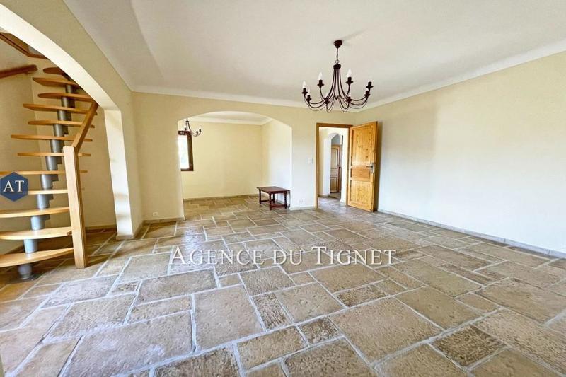 Appartement - 142 m² - 6 pièces