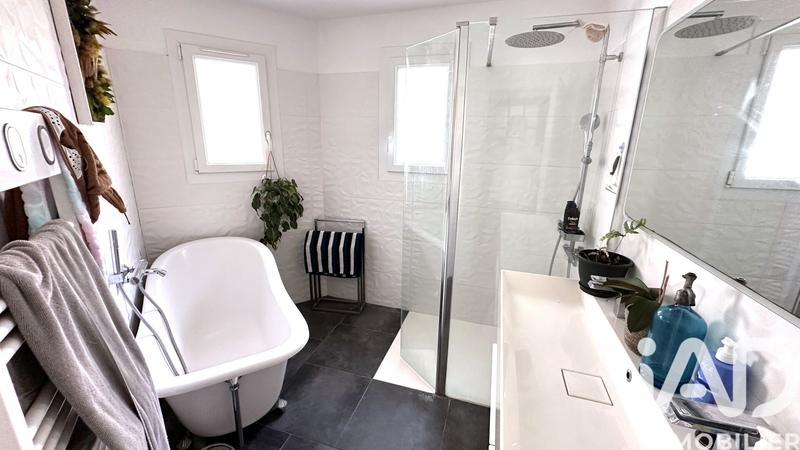 Maison - 105 m² - 6 pièces