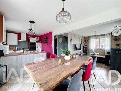 Maison - 135 m² - 6 pièces