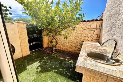 Studio - 25 m² - 1 pièce