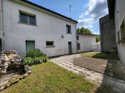 Maison ancienne - 162 m² - 7 pièces