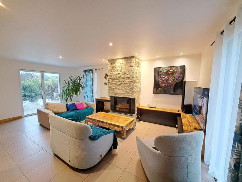 Maison - 148 m² - 5 pièces