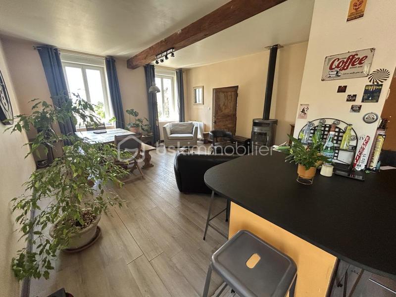 Maison en pierre - 212 m² - 7 pièces