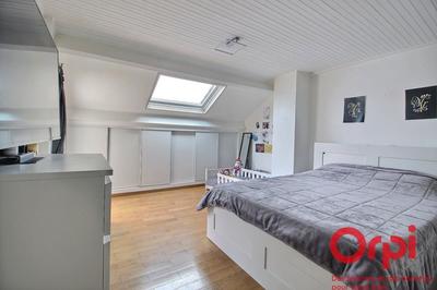 Maison - 101 m² - 5 pièces