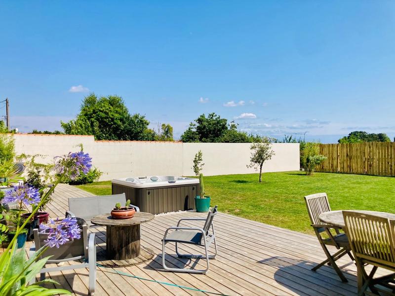 Maison - 95 m² - 4 pièces