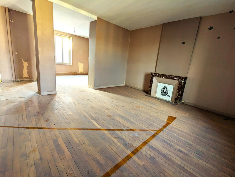 Appartement - 100 m² - 5 pièces
