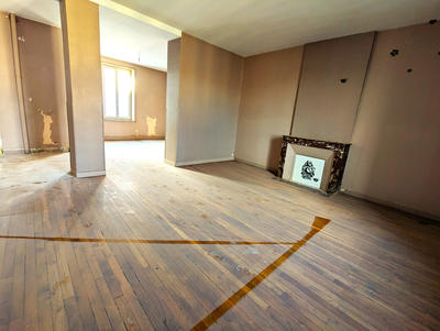 Appartement - 100 m² - 5 pièces