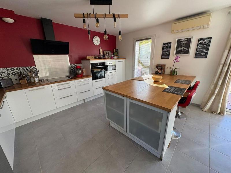 Maison - 108 m² - 4 pièces