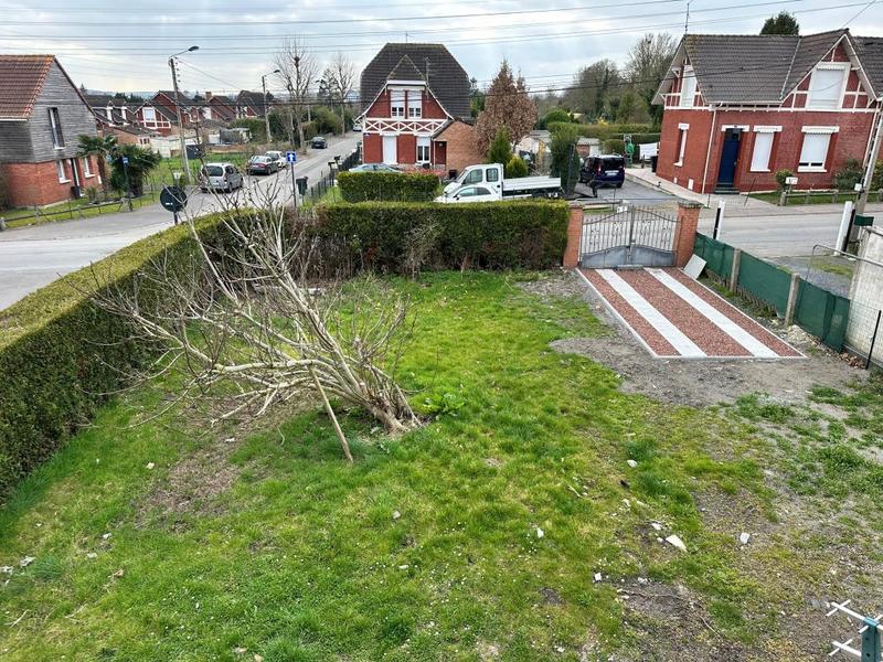 Maison - 93 m² - 4 pièces