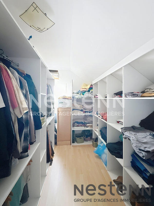 Maison - 220 m² - 3 pièces